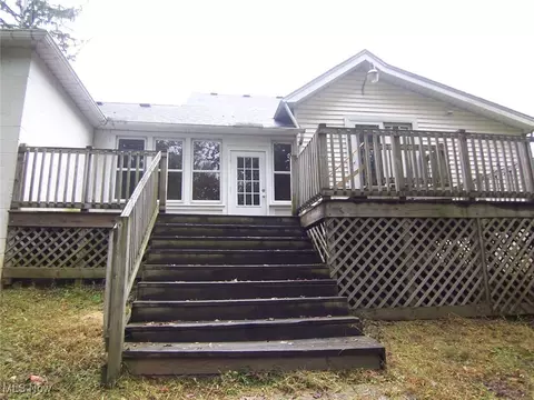 Exterior - 2050 W River Rd S, Elyria, OH 44035 photo 3 of 5