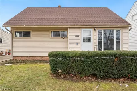 12214 Woodward Blvd, Garfield Heights, OH 44125