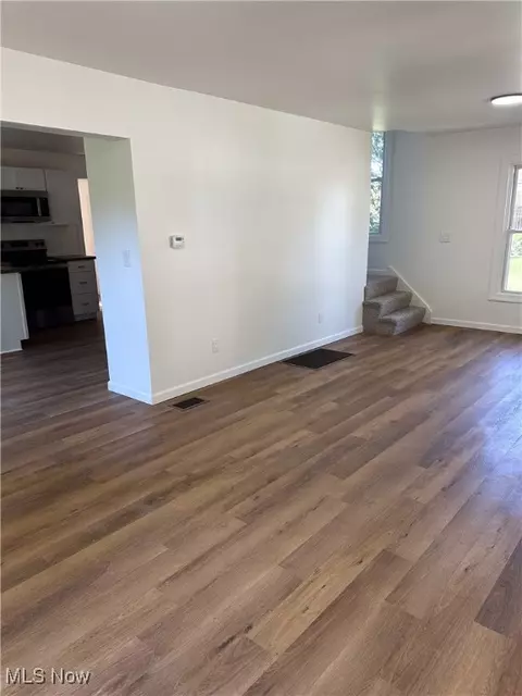 Living - 42764 Buckeye, Flushing, OH 43977 photo 2 of 2