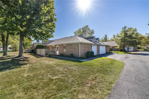 35282 Greenwich Ave, North Ridgeville, OH 44039