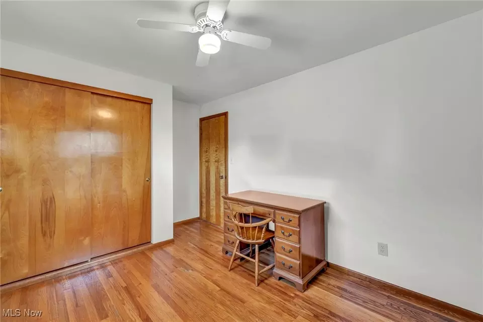 Bedroom - 13732 Carpenter Rd, Garfield Heights, OH 44125 photo 10 of 11