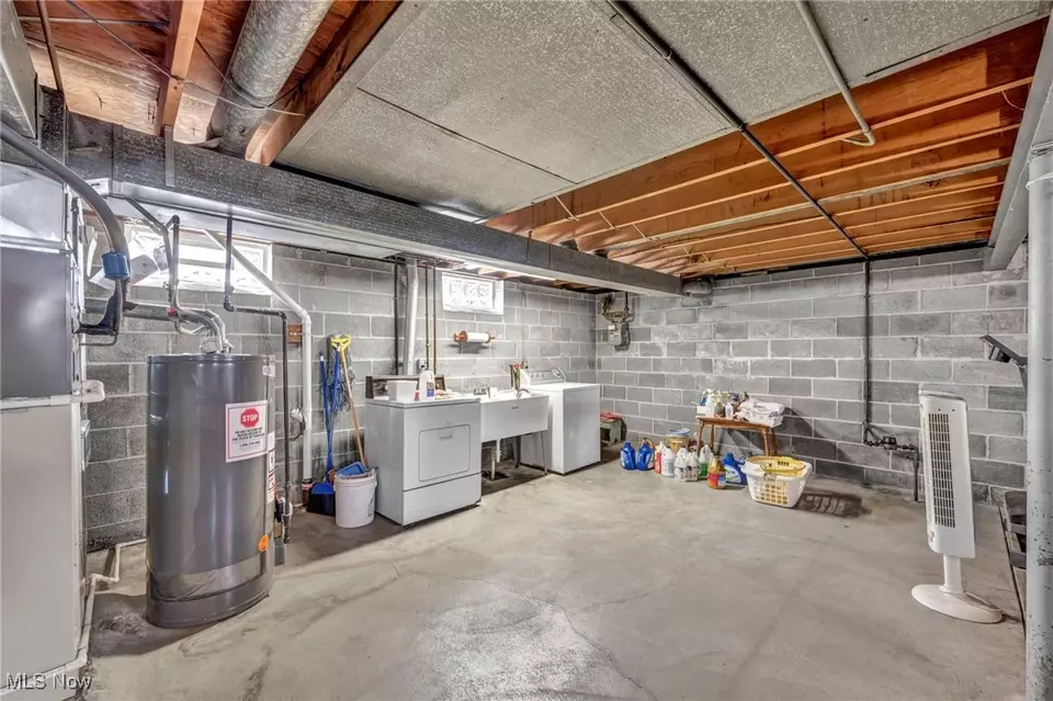 Other - 13732 Carpenter Rd, Garfield Heights, OH 44125 photo 6 of 8