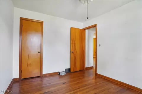 Bedroom - 39 Renee Dr, Struthers, OH 44471 photo 1 of 9