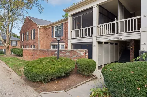 1255 Wednesbury Cir #3A, Akron, OH 44313
