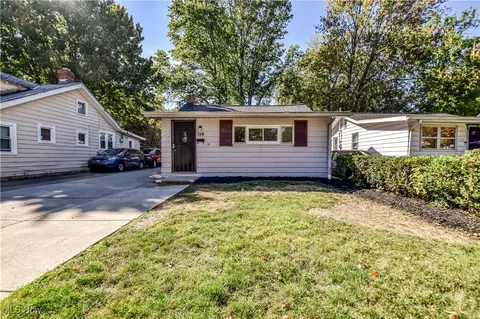 334 E 238th St, Euclid, OH 44123