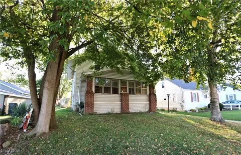 588 Michigan Ave, Mansfield, OH 44905