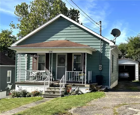114 Stroud Ave, Weirton, WV 26062