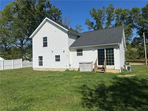 Exterior - 9137 Maple Grove Rd, Windham, OH 44288 photo 7 of 7
