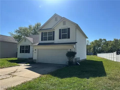 Exterior - 9137 Maple Grove Rd, Windham, OH 44288 photo 4 of 7