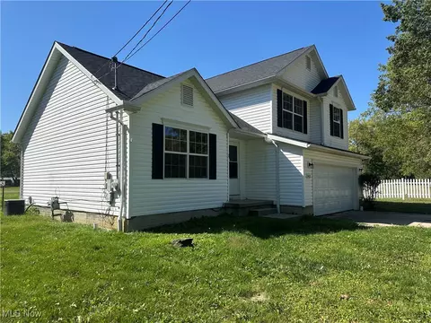 Exterior - 9137 Maple Grove Rd, Windham, OH 44288 photo 3 of 7