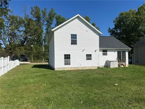 Exterior - 9137 Maple Grove Rd, Windham, OH 44288 photo 5 of 7