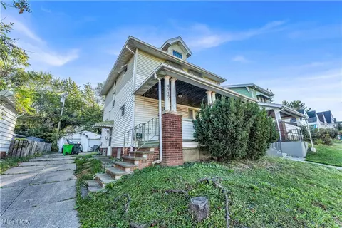 4915 E 88th St, Garfield Heights, OH 44125