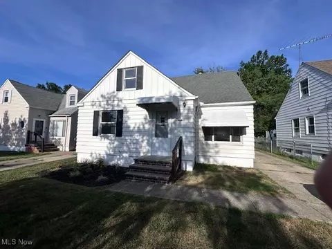 445 E 275th St, Euclid, OH 44132