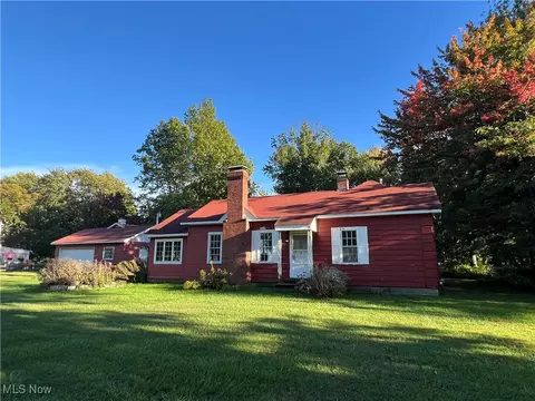 6450 Lake Rd W, Ashtabula, OH 44004