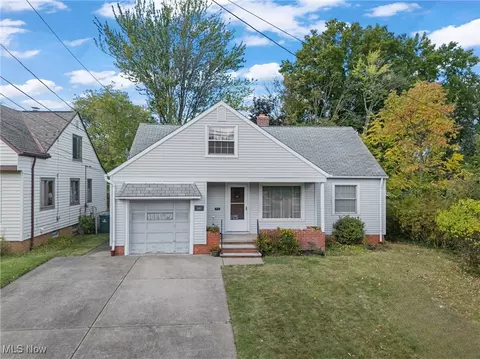 5860 Pearl Rd, Parma Heights, OH 44130