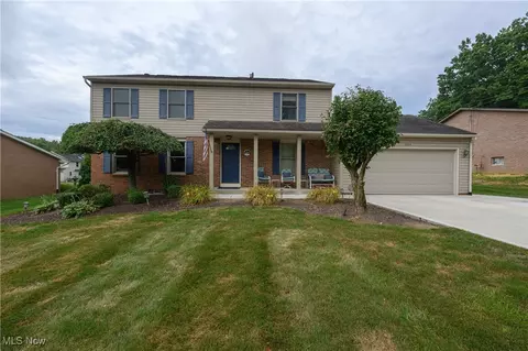 4464 Edwin Dr NW, Canton, OH 44718