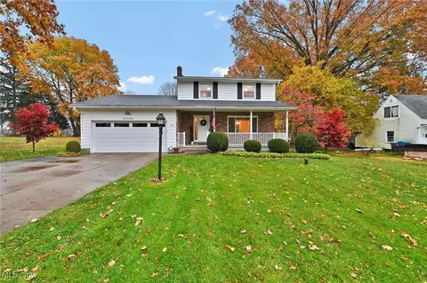 4211 S Hametown Rd, Norton, OH 44203