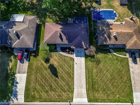 1682 E Parkhaven Dr, Seven Hills, OH 44131 photo 33