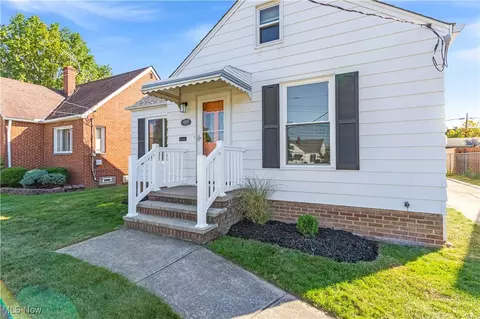 6209 Archmere Ave, Brooklyn, OH 44144
