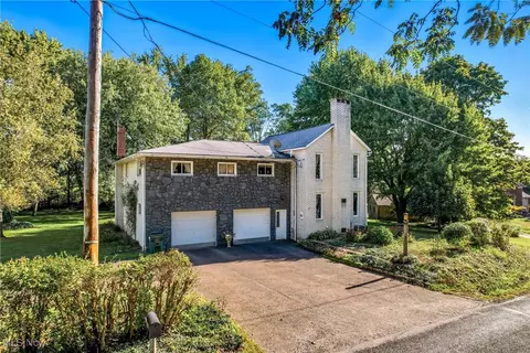 1603 Chestnut Grove Rd, Salem, OH 44460