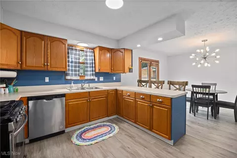 Kitchen - 1960 E 33rd St, Lorain, OH 44055 photo 2 of 2