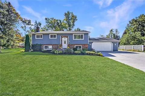 8548 Seaton Pl, Mentor, OH 44060