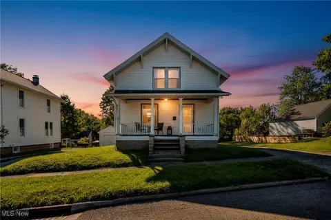 1835 Main Ave W, Massillon, OH 44647