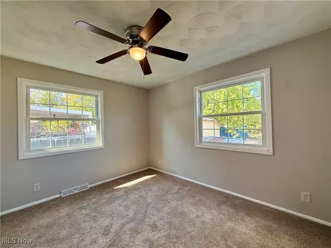1693 E 32nd St, Lorain, OH 44055 photo 12
