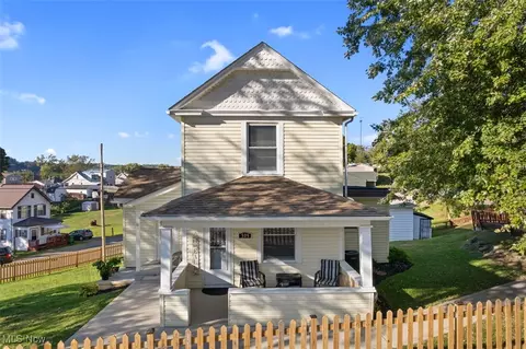 509 Pyramus Rd, Chester, WV 26034