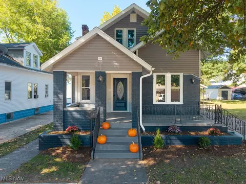 303 2 Ingleside Ave # -1, Marietta, OH 45750