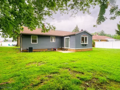 Exterior - 5265 Bellview St, Maple Heights, OH 44137 photo 5 of 5