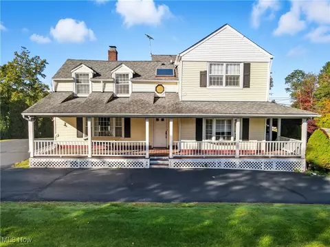 37150 Eagle Rd, Willoughby Hills, OH 44094