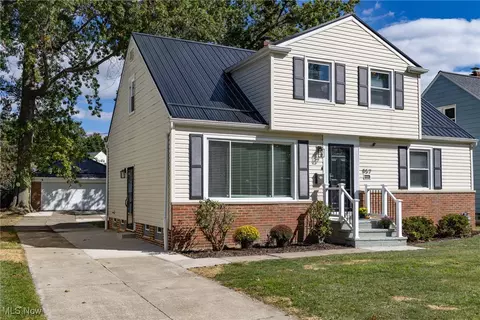 857 Bryn Mawr Ave, Wickliffe, OH 44092