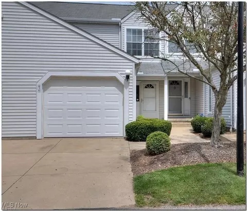 81 Canter Ln #C, Northfield, OH 44067