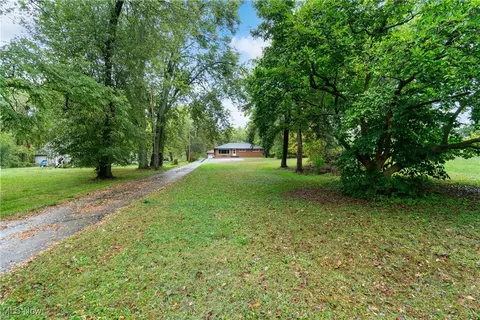 2099 Greensburg Rd, North Canton, OH 44720
