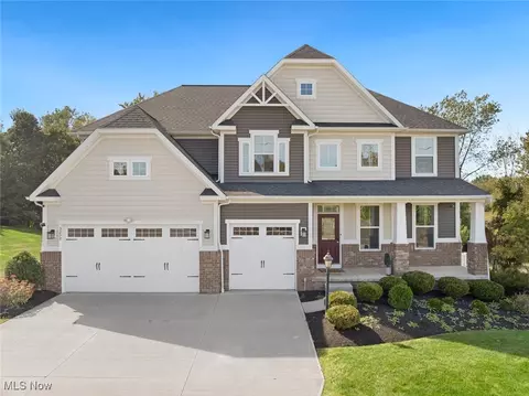3292 Fairview Dr, Avon, OH 44011