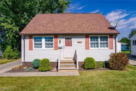 14344 Fayette Blvd, Brook Park, OH 44142