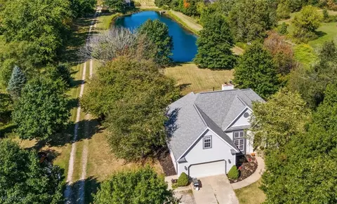 7394 Boneta Rd, Wadsworth, OH 44281