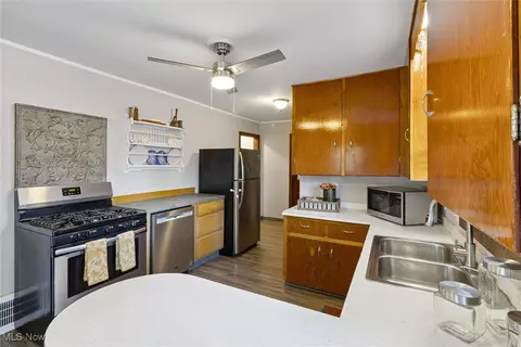 Kitchen - 224 W Main St, Lagrange, OH 44050 photo 5 of 7