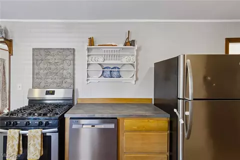 Kitchen - 224 W Main St, Lagrange, OH 44050 photo 6 of 7
