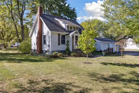Exterior - 224 W Main St, Lagrange, OH 44050 photo 3 of 9