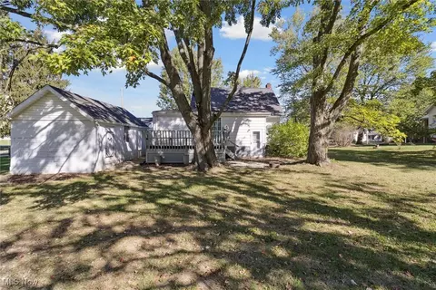 Exterior - 224 W Main St, Lagrange, OH 44050 photo 5 of 9