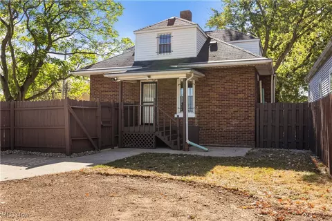 719 E 34th St, Lorain, OH 44055 photo 7