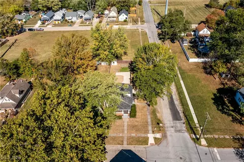 719 E 34th St, Lorain, OH 44055 photo 36