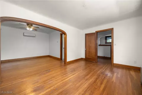 719 E 34th St, Lorain, OH 44055 photo 11