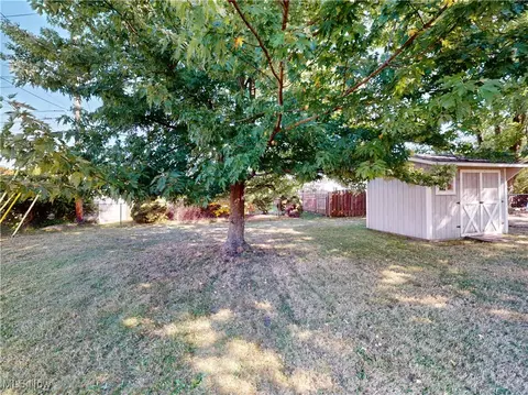 Exterior - 1847 Eldon Dr, Wickliffe, OH 44092 photo 4 of 4