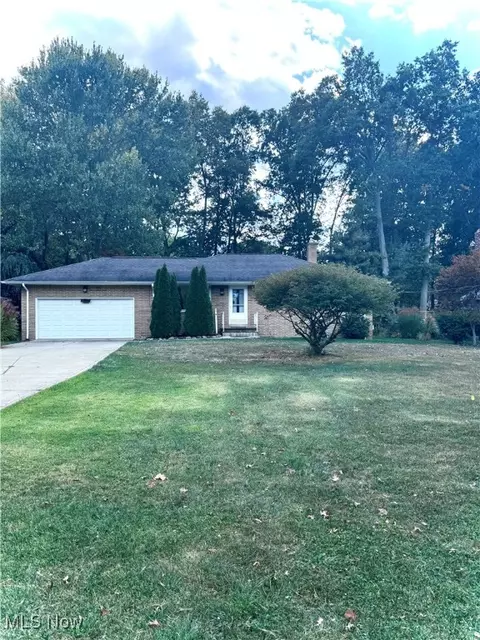 31635 Lake Rd, Avon Lake, OH 44012