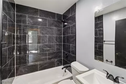 Bath - 317 E 44th St, Lorain, OH 44052 photo 1 of 1