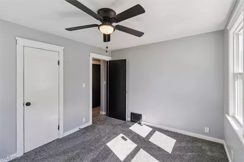Bedroom - 317 E 44th St, Lorain, OH 44052 photo 3 of 6