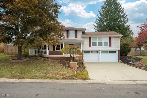 1680 Bow Ln, Coshocton, OH 43812 photo 2